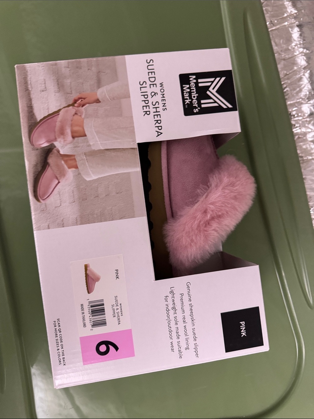 Women's Pink Suede & Sherpa Slipper 6 fits like 7.5/8